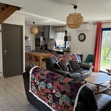 Gite Milin A Sizun Hebergement Confortable Pour 7 Pers Buitenkant foto