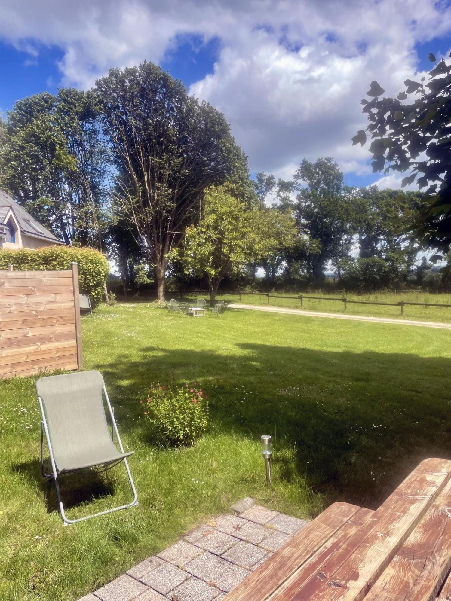 Gite Milin A Sizun Hebergement Confortable Pour 7 Pers Buitenkant foto